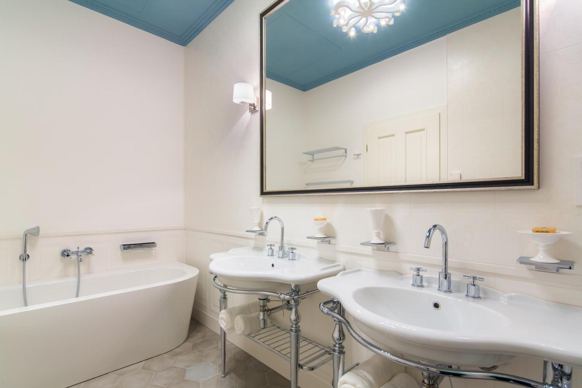 Rubin Luxury Apartments (Adults Only) Karlovy Vary Chambre photo